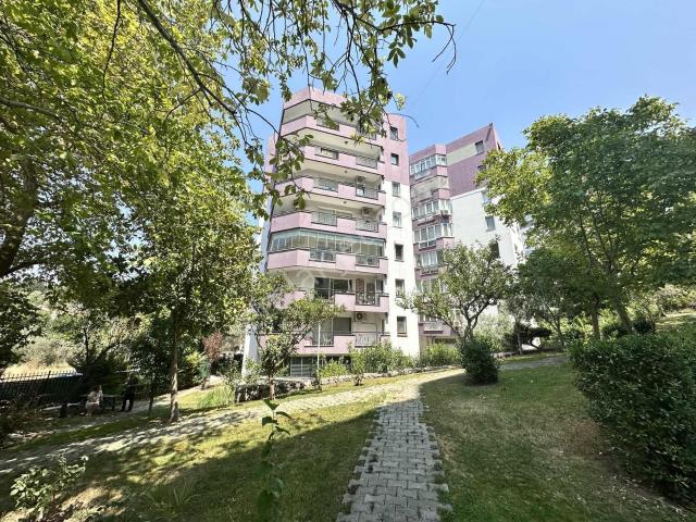 Bornova, İzmir içerisinde satılık mülk