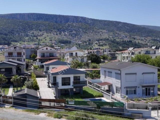 Karaburun, İzmir içerisinde satılık Villa
