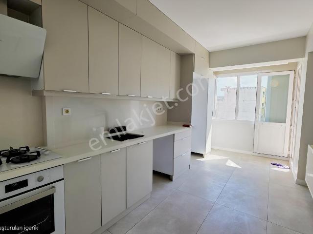Refet Bele Mahallesi, Karabağlar içerisinde kiralık mülk