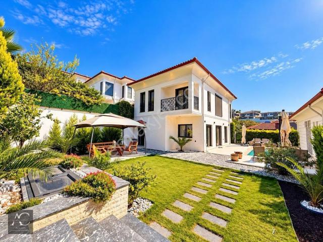 Soğucak, Kuşadası içerisinde satılık Villa