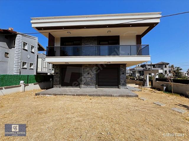 Güzelbahçe, İzmir içerisinde satılık Villa