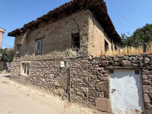 Sındırgı içerisinde satılık Villa