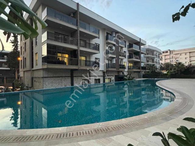Kuşadasi, Aydin içerisinde kiralık mülk