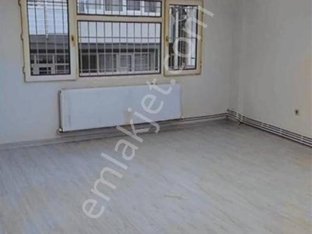 Karabağlar, İzmir içerisinde kiralık mülk