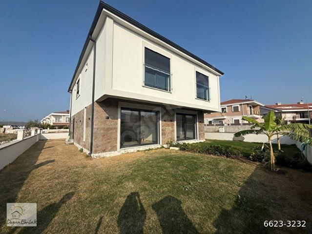 Ayvalik, Balikesir içerisinde satılık Villa