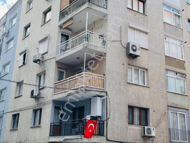 Karabağlar, İzmir içerisinde satılık mülk