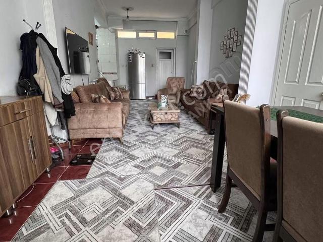 Karabağlar, İzmir içerisinde satılık mülk