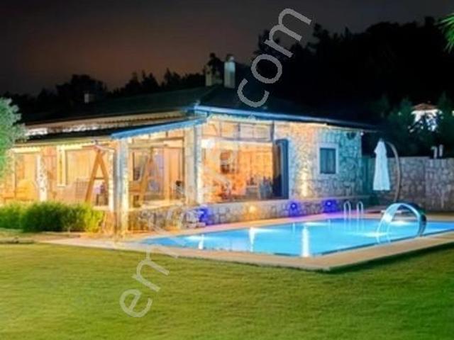Menderes, İzmir içerisinde satılık Villa