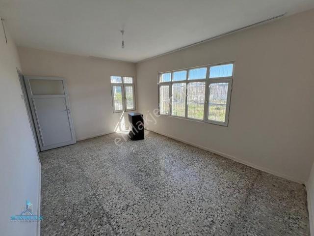 Döşeme Mahallesi, Seyhan içerisinde kiralık Villa