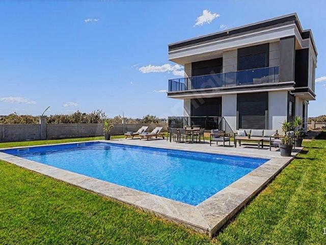 Döşemealti, Antalya içerisinde satılık Villa