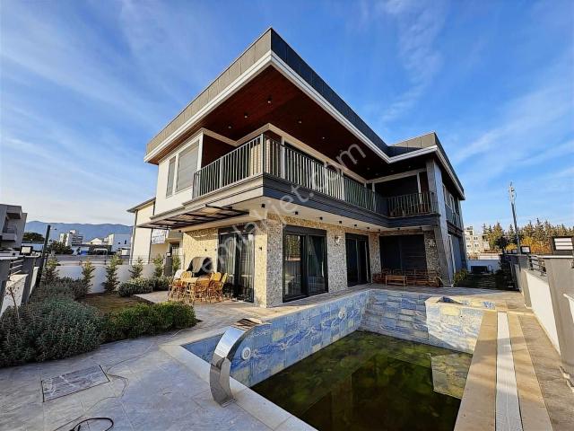 Döşemealti, Antalya içerisinde satılık Villa