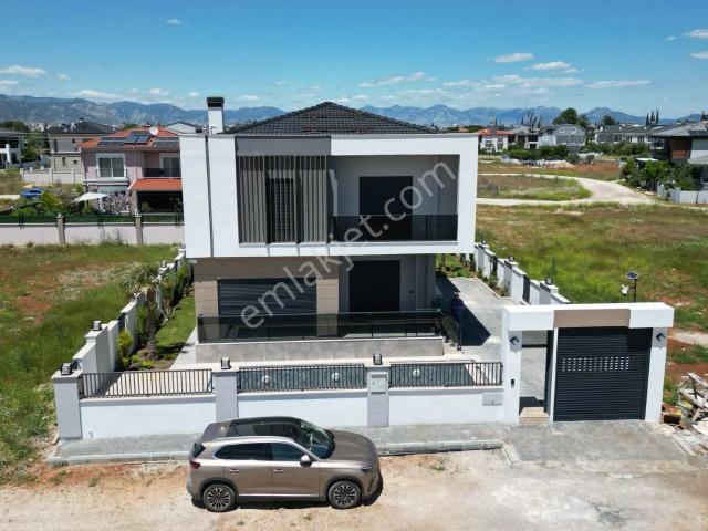 Döşemealti, Antalya içerisinde satılık Villa