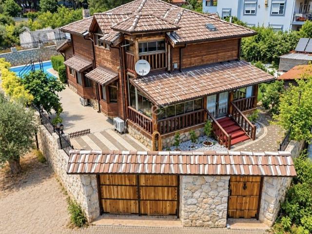 Nebiler, Döşemealtı içerisinde satılık Villa