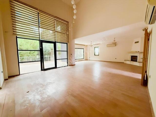 Yalınlı, Döşemealtı içerisinde kiralık Villa