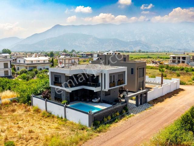 Döşemealti, Antalya içerisinde satılık Villa