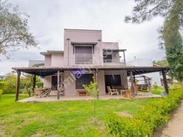 Nebiler, Döşemealtı içerisinde satılık Villa