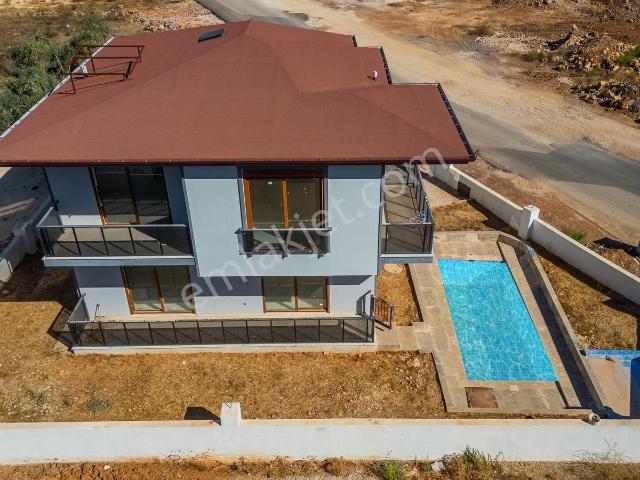 Çıplaklı, Döşemealtı içerisinde satılık Villa
