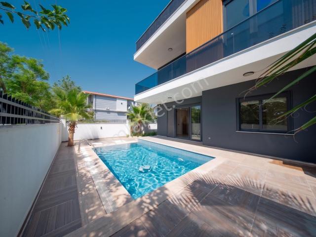 Döşemealti, Antalya içerisinde satılık Villa