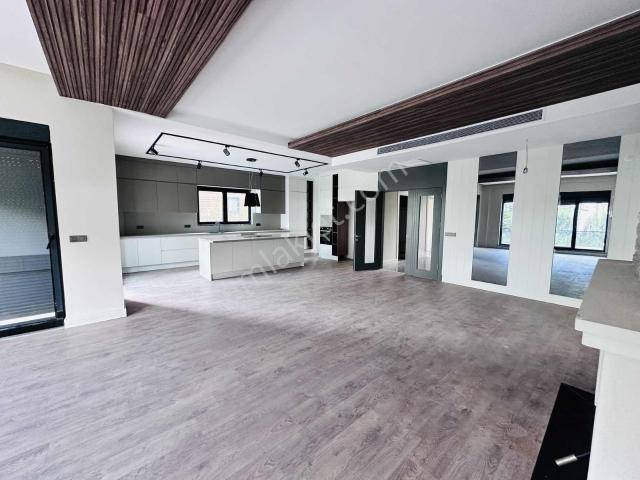 Döşemealti, Antalya içerisinde satılık Villa