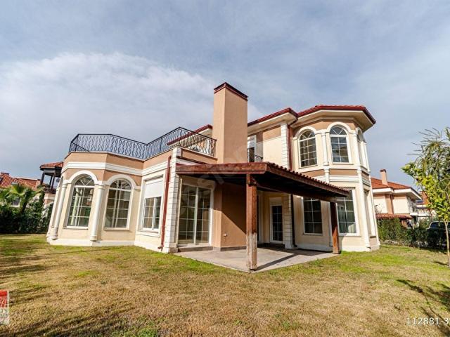 Döşemealti, Antalya içerisinde satılık Villa