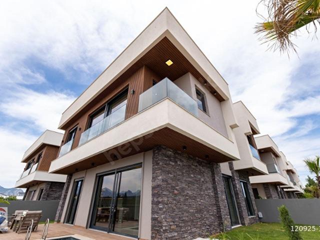 Döşemealti, Antalya içerisinde satılık Villa