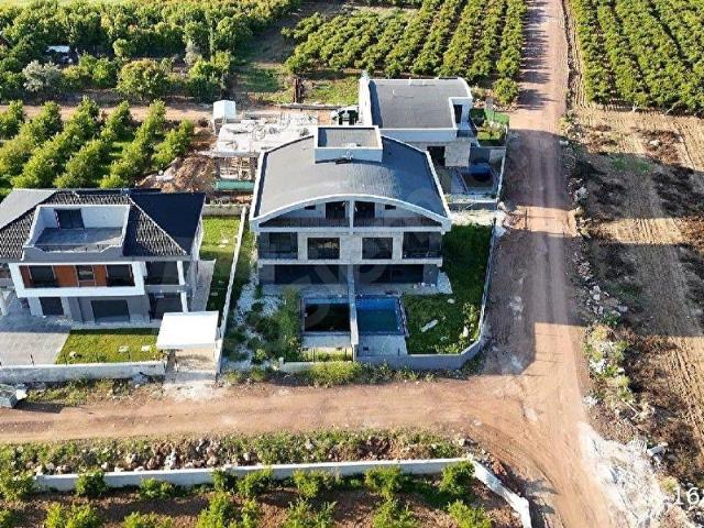 Döşemealti, Antalya içerisinde satılık Villa