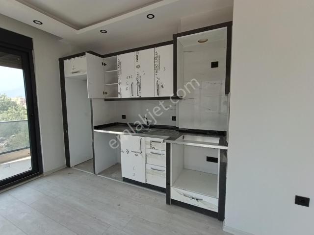 Düzlerçamı, Döşemealtı içerisinde kiralık mülk