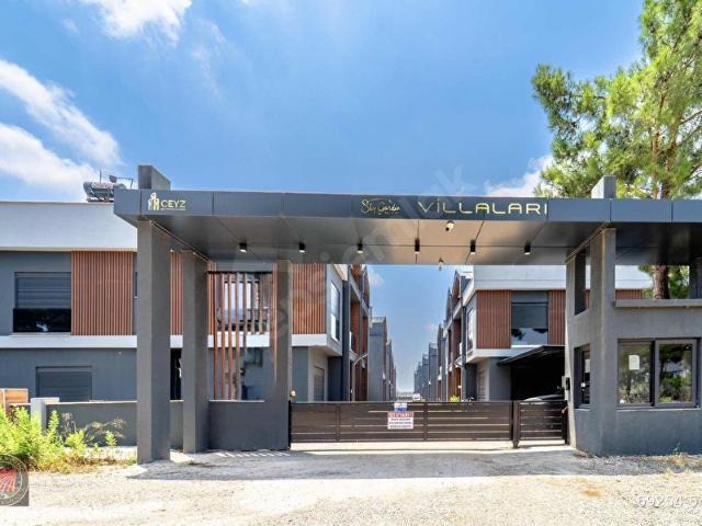 Döşemealti, Antalya içerisinde satılık Villa