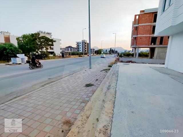 Çıplaklı, Döşemealtı içerisinde satılık Dükkan
