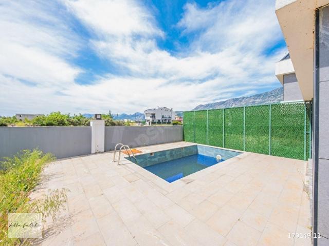 Döşemealti, Antalya içerisinde satılık Villa