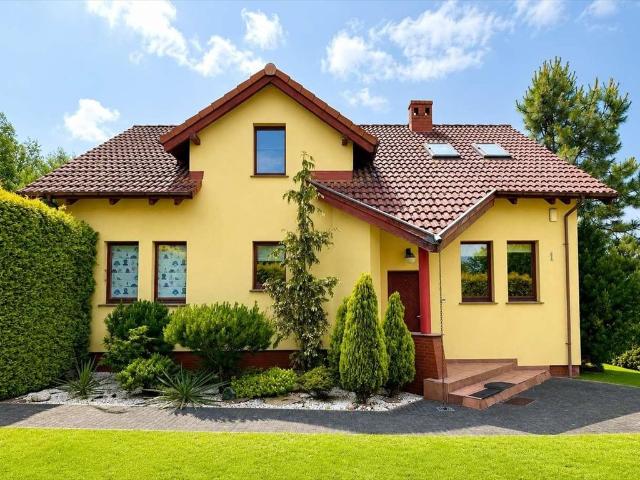 Dom na sprzedaż w Chyby, Wielkopolskie