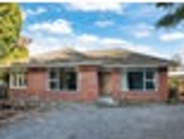 House for sale in Chaslands, Canterbury