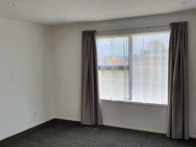 Apartment for rent in Awhitu, Oroua County
