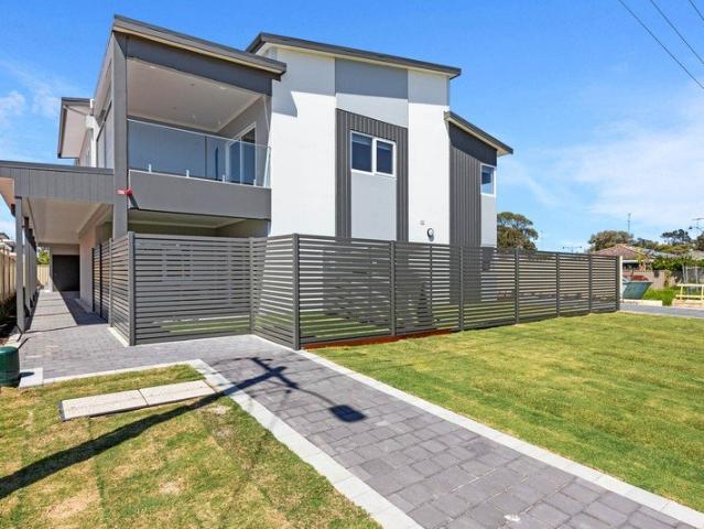 Apartment for sale in Parklands, Western Australia