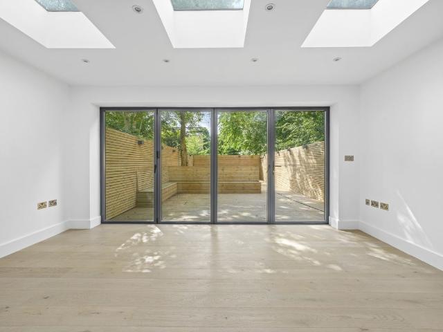 House for rent in South Hampstead, Greater London