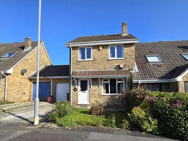 House for sale in Lamellion, Cornwall