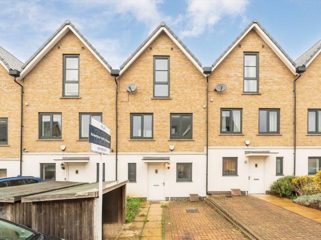 Apartment for rent in London Borough of Ealing, Hanwell