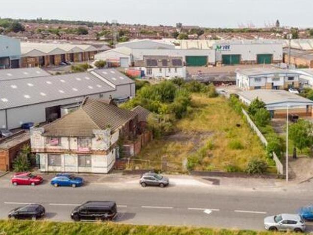 House for sale in Birkenhead