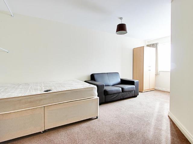 Apartment for rent in Tilbury, Essex