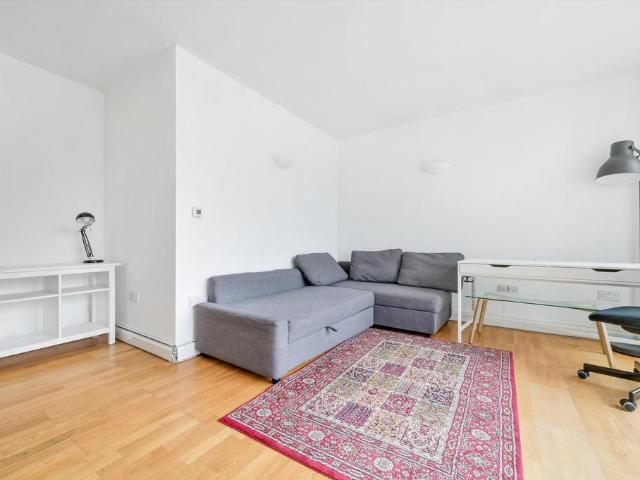 Apartment for rent in St. George in the East, Wapping