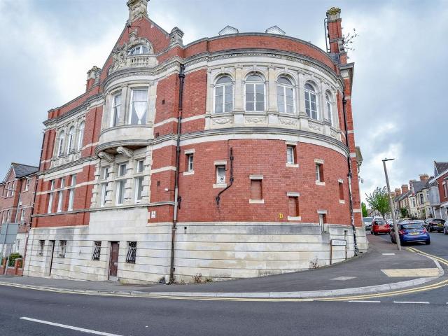 Apartment for rent in Barry Island, Barry