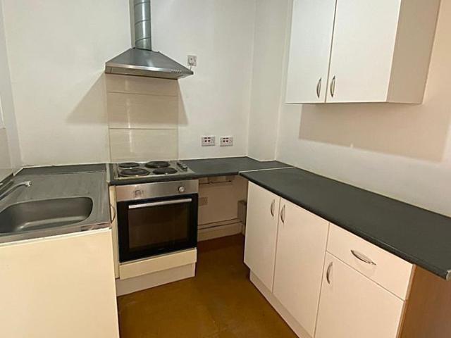 Apartment for rent in Gibbonsdown, Barry