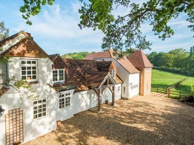 House for sale in Wrecclesham, Waverley