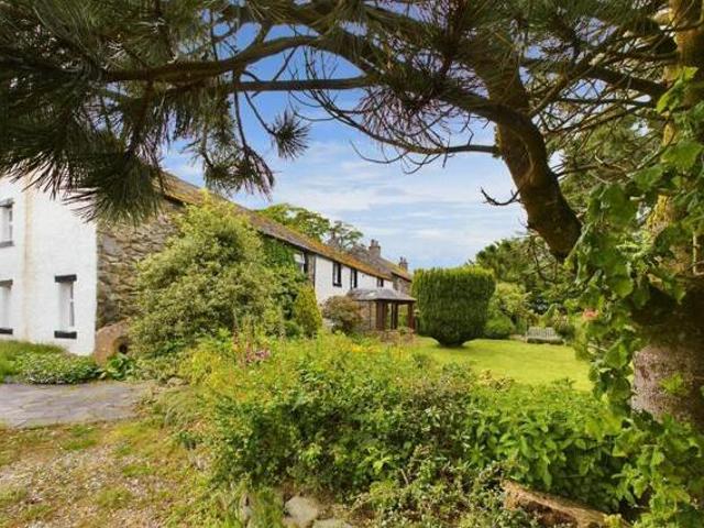 House for sale in Fell Lane
