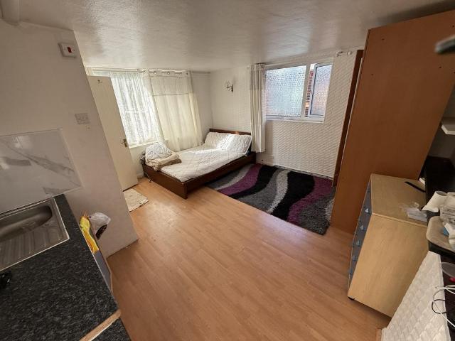 Apartment for rent in London Borough of Hounslow, Greater London