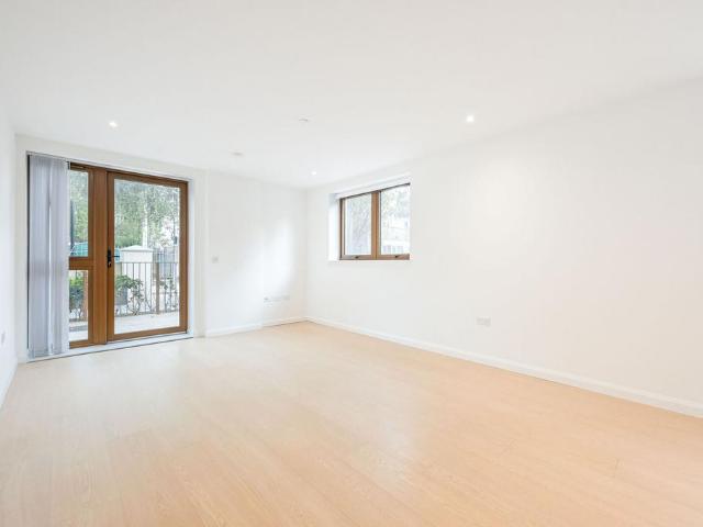 Apartment for rent in London Borough of Tower Hamlets, Greater London