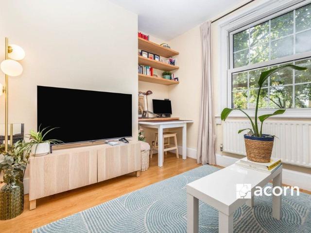 Apartment for rent in Elephant and Castle, Cat Hill