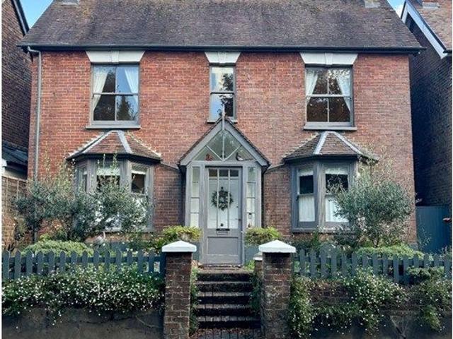 House for rent in Easebourne, Chichester
