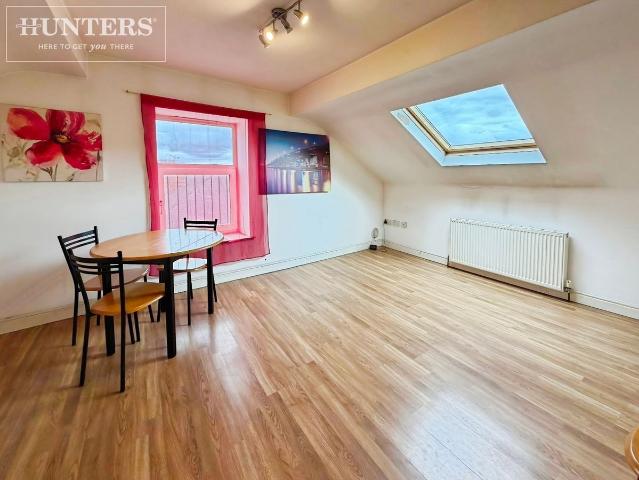 Apartment for rent in Shaw Lands, Pogmoor