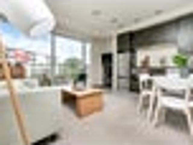 Apartment for sale in Takapuna